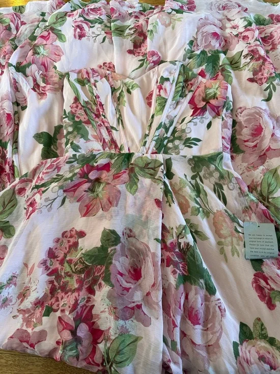 Lulus Vivian Strapless Corset Gown – NWT – Size S - Picture 6 of 9